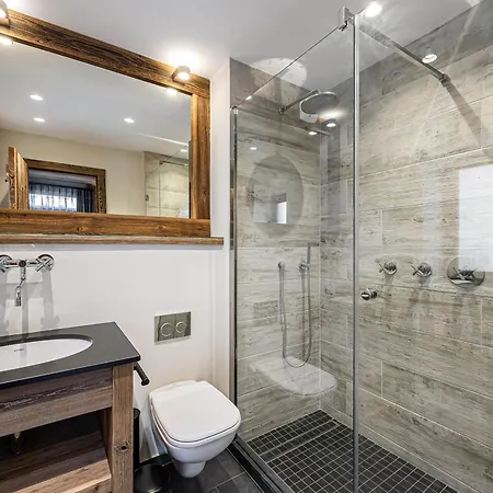 Chalet Savoyard 5 Avec Sauna, Navette Gratuite Et Prestations De Gamme, Proche Pistes - Fr-1-570-8
